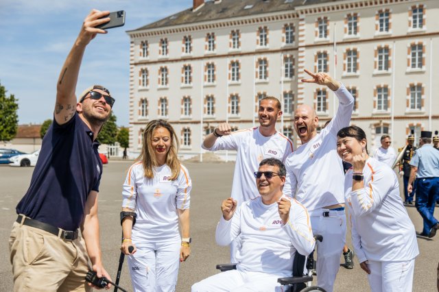 2024-07-20_Relais de la Flamme MELUN 2024 © Paris 2024 / Kamil Zihnioglu / SIPA PRESS